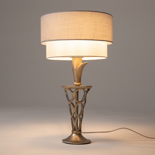 картинка Maytoni Настольный светильник Лилиан / Lillian E27х1