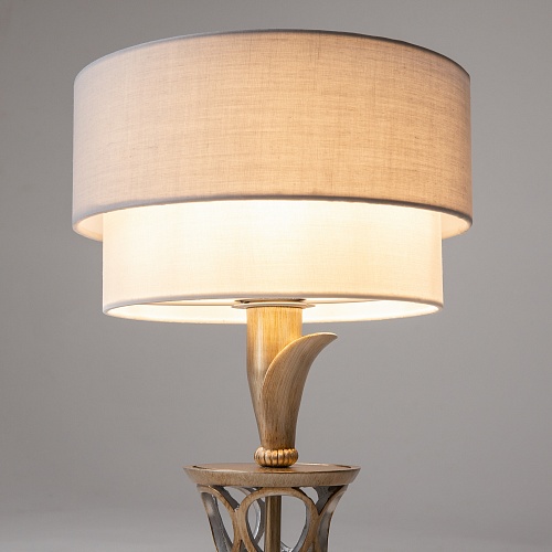 картинка Maytoni Настольный светильник Лилиан / Lillian E27х1